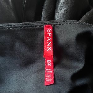 Spanx petite motto leggings